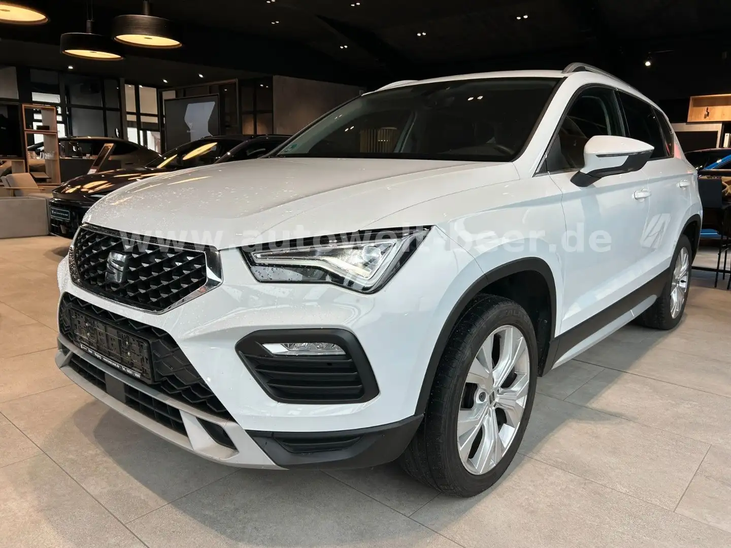 SEAT Ateca Xperience 1.5TSI DSG 150PS AHK*FullLinkNAV Weiß - 1