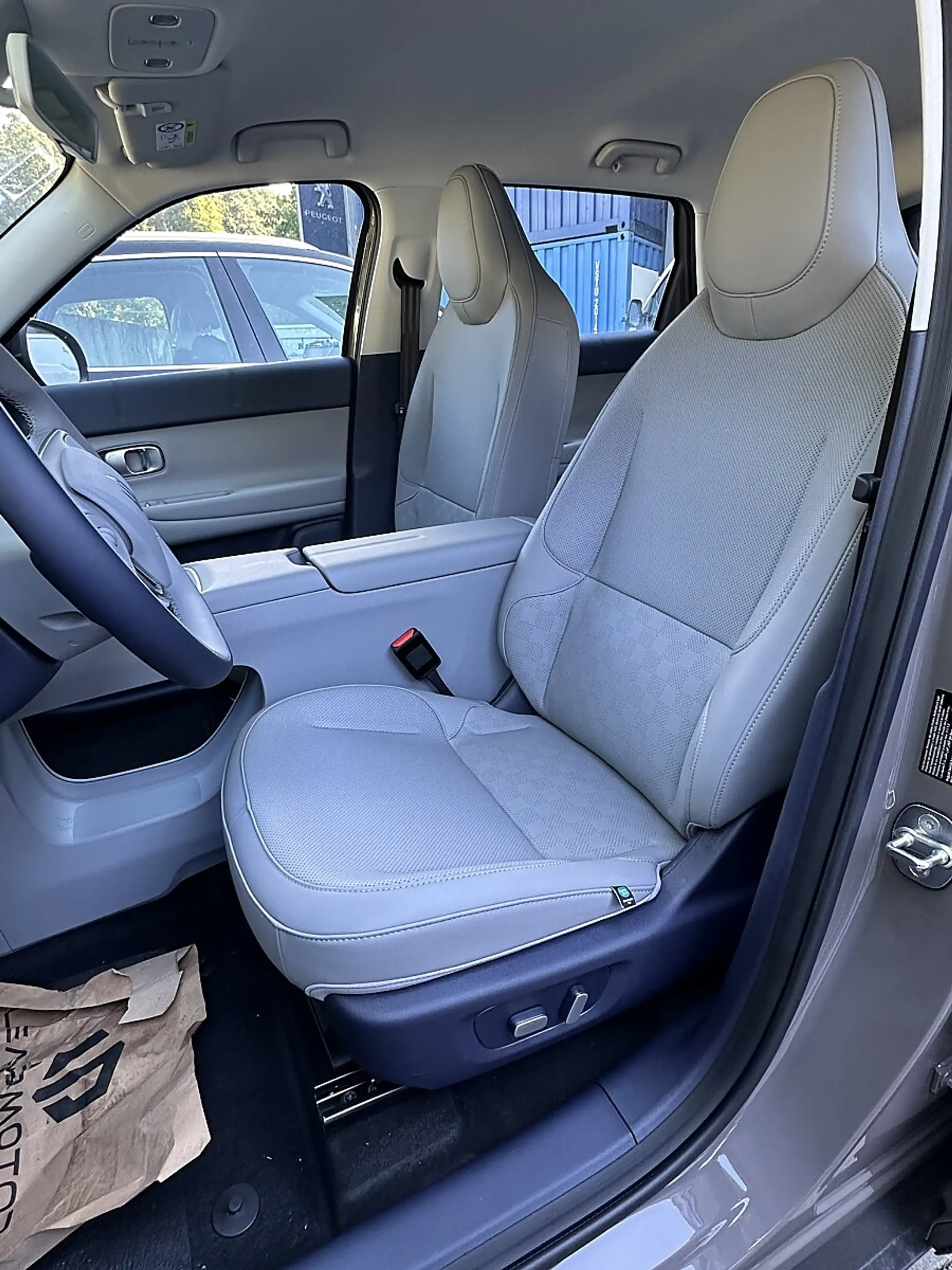 Leapmotor B03X Elektro 53kWh Design Pro Max — photo 11