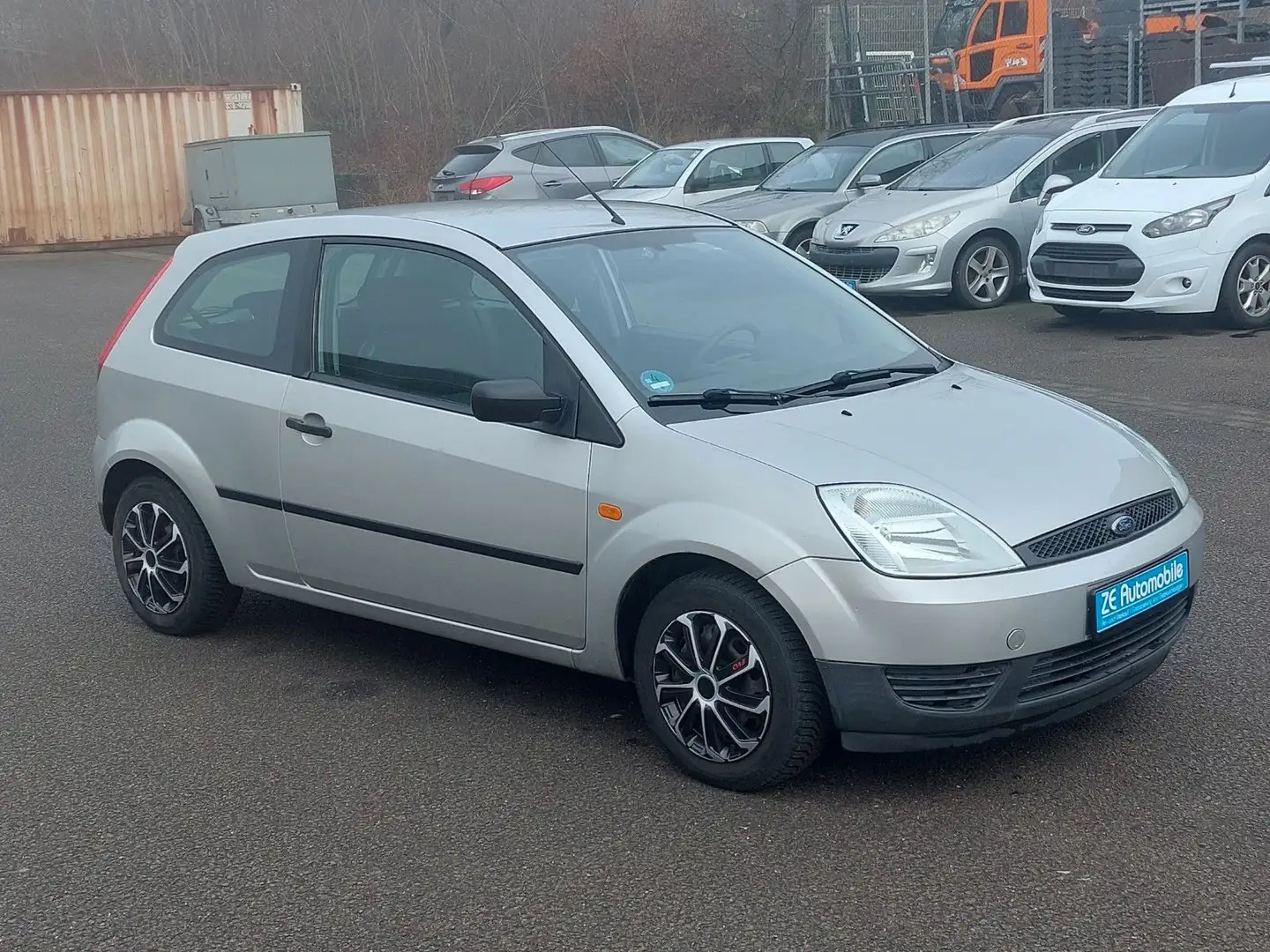 Ford Fiesta 1.3 51 kW Trend Argent - 1