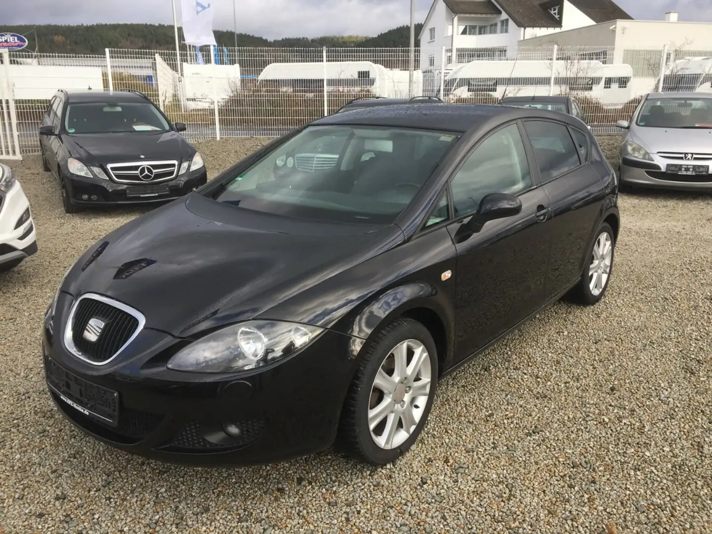 SEAT Leon Style,Sitzheiz,Klima,Temp.usw. ! Schwarz - 1