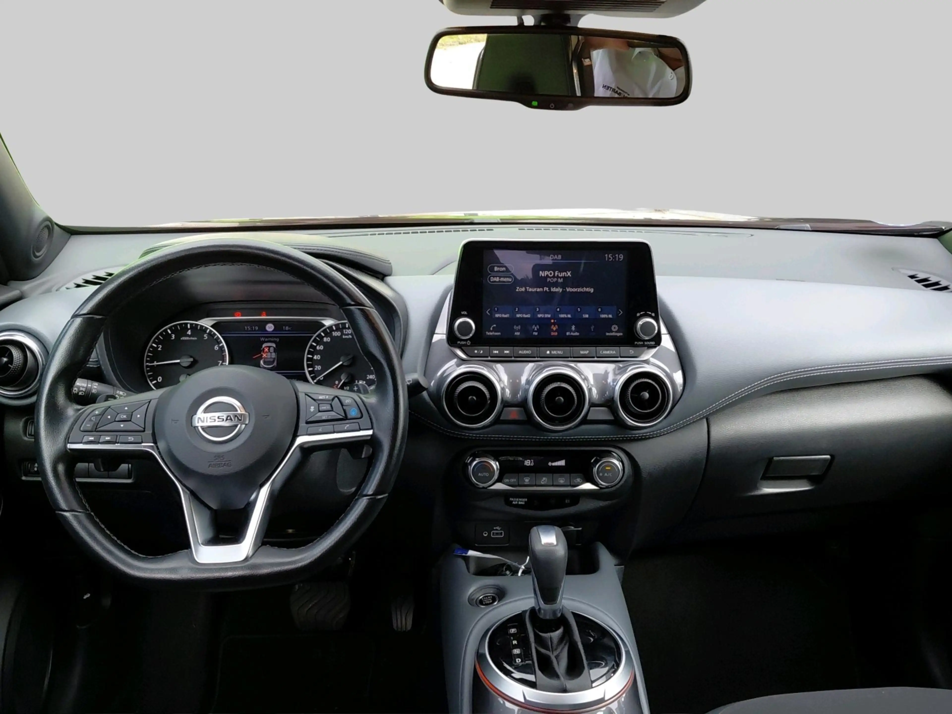 Nissan Juke 1.0 DIG-T Tekna — photo 5