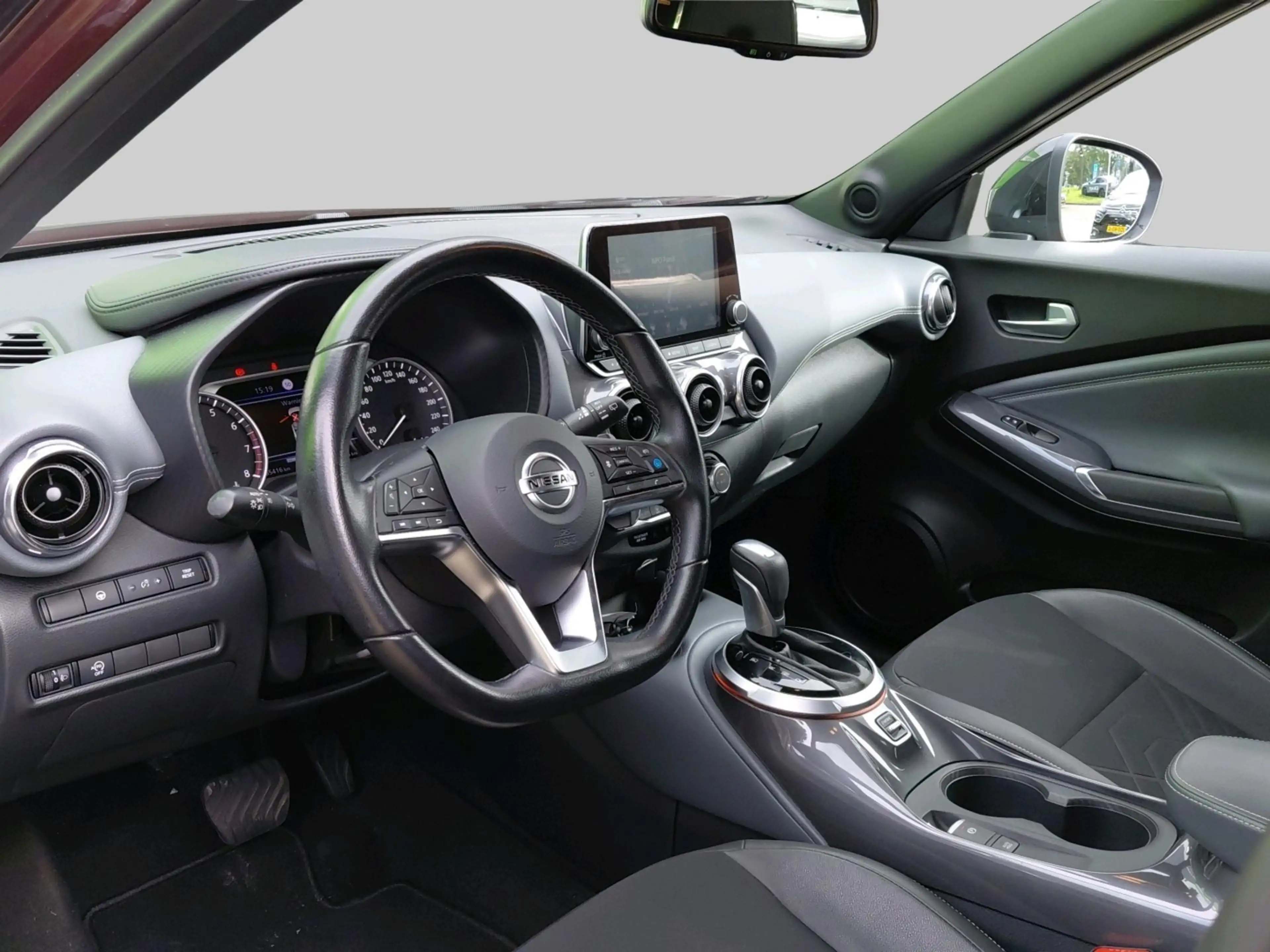 Nissan Juke 1.0 DIG-T Tekna — photo 4