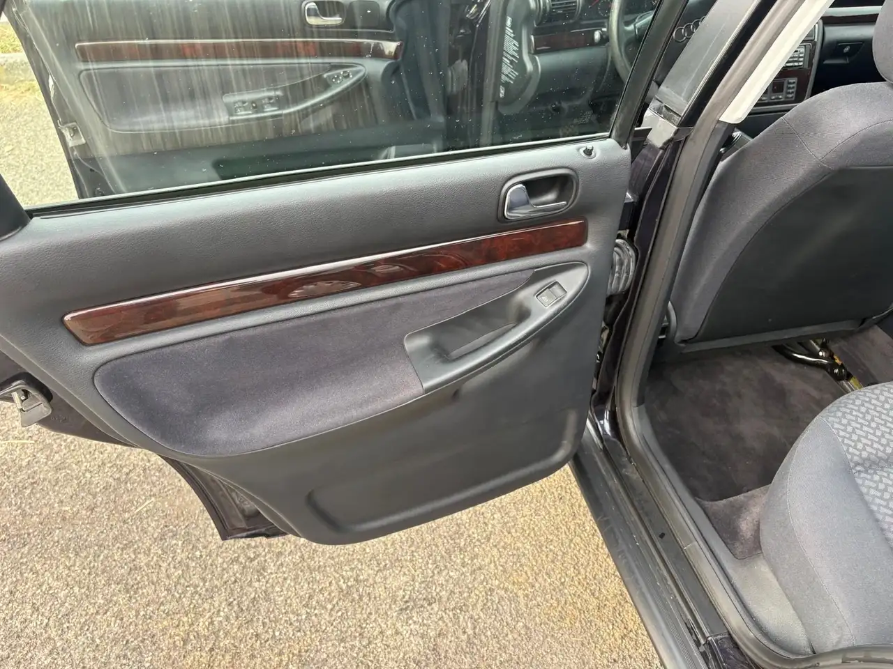 Audi A4 1.6, foto 7