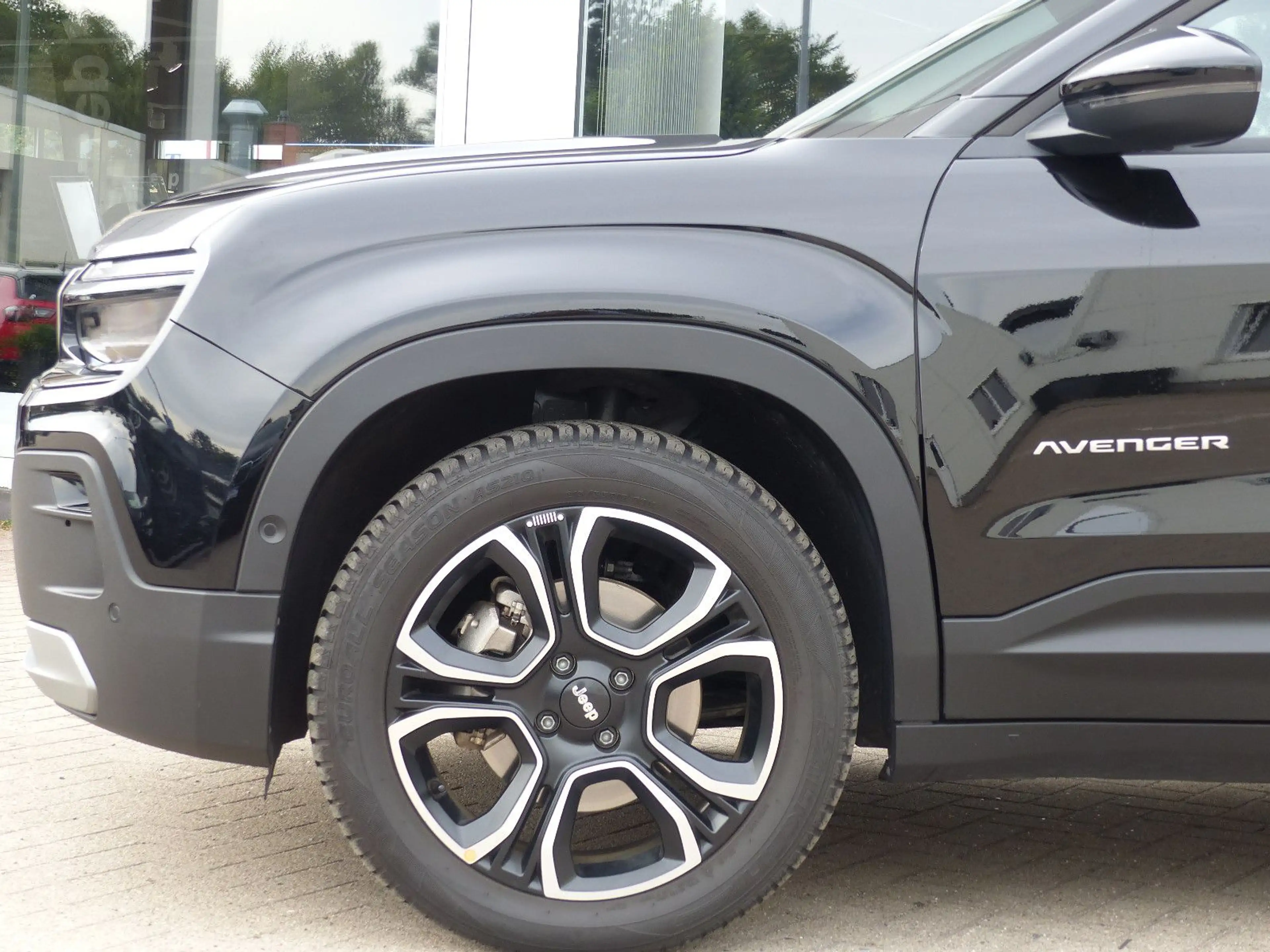 Jeep Avenger Summit Mild-Hybrid — photo 5