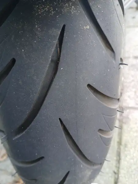 Yamaha FJR 1300 - foto 8