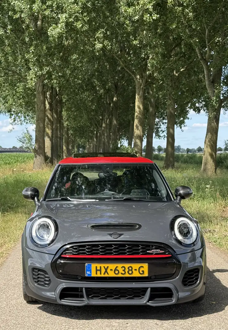 MINI John Cooper Works 2.0 JCW. Chili Grijs - 2
