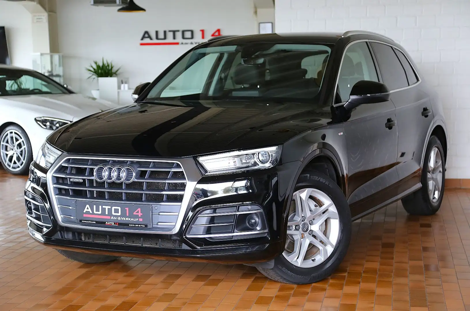 Audi Q5 2.0 TDI quattro S-Line Virtual Kamera ACC AAS Noir - 1