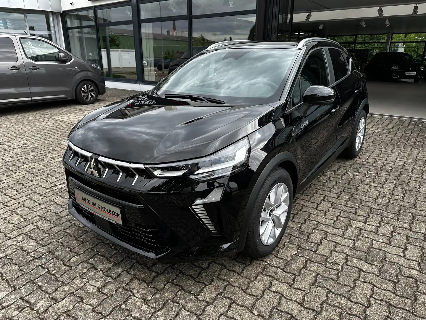 Mitsubishi ASX 1.6 Hybrid PLUS Schwarz - 2