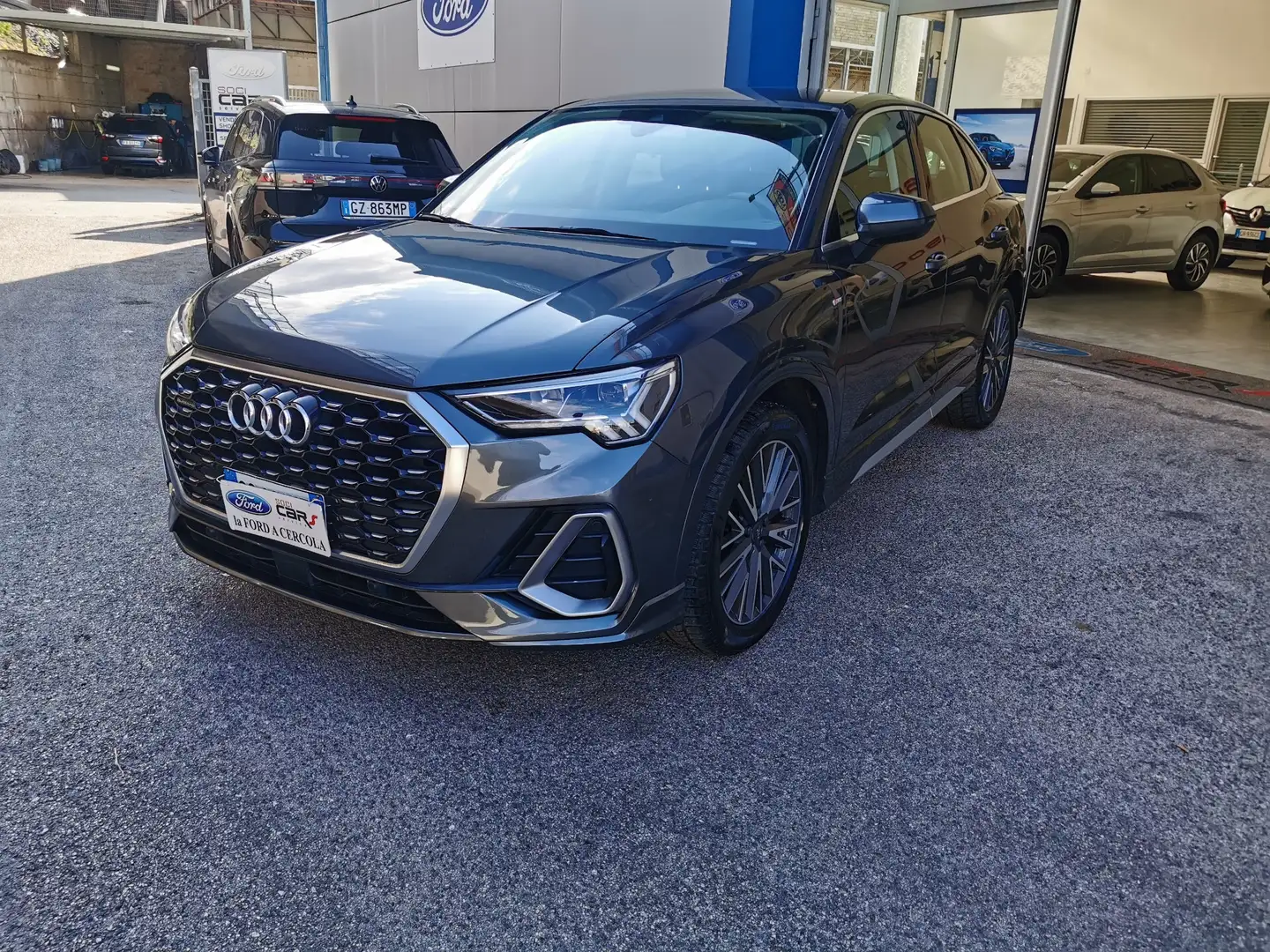 Audi Q3 SPB 35 TDI quattro S tronic S line edition Iva Det Grijs - 1