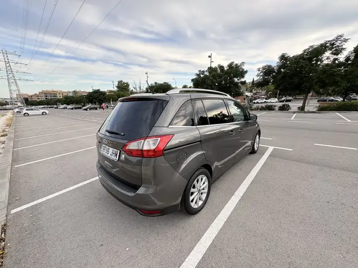 Ford Grand C-Max 2015, foto 6