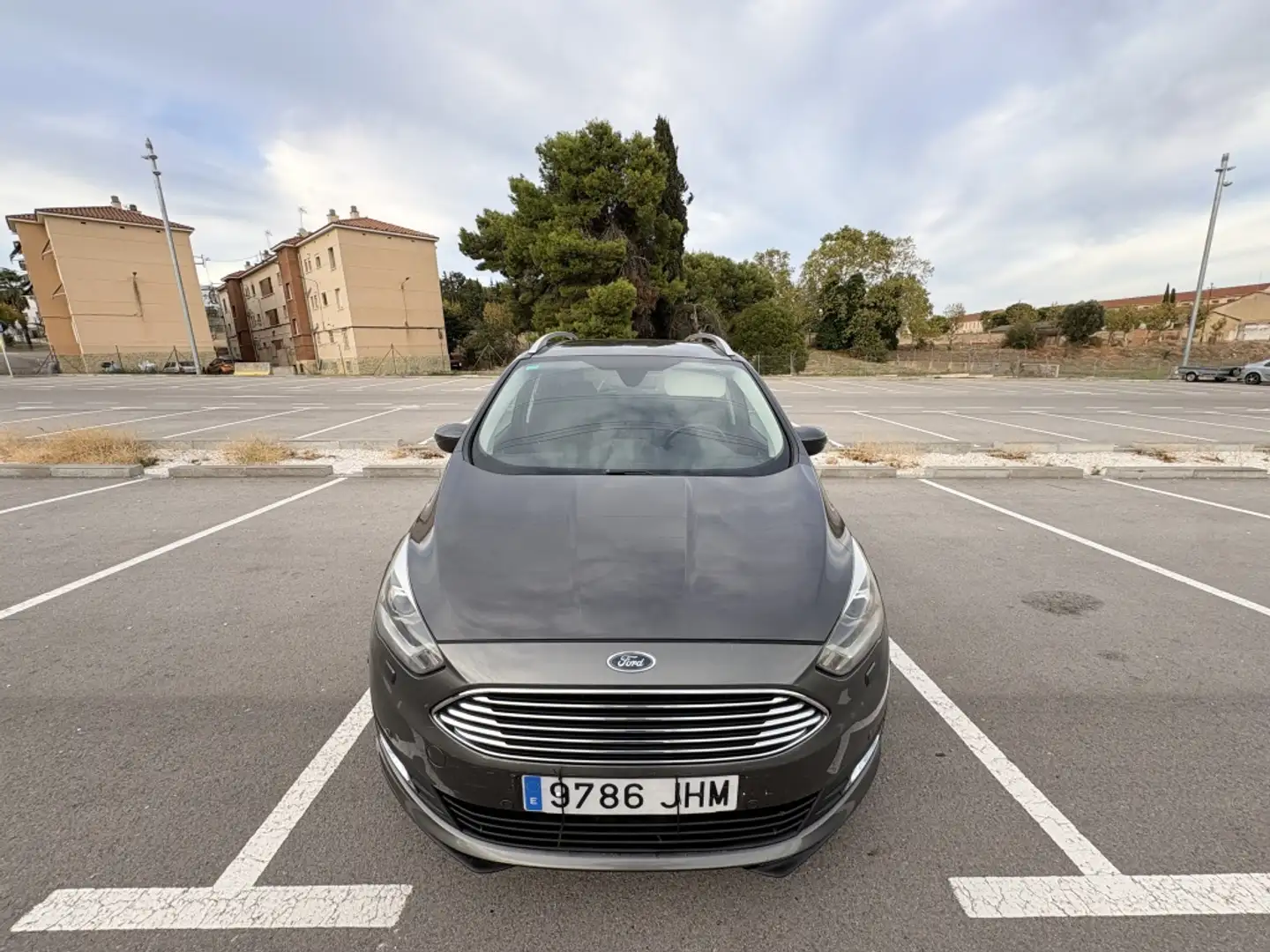Ford Grand C-Max 1.5TDCi Titanium 120 Plateado - 1