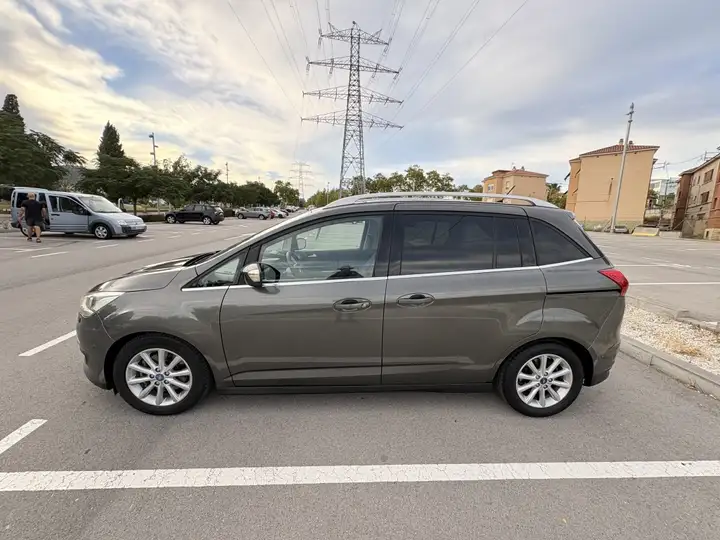 Ford Grand C-Max 2015, foto 8