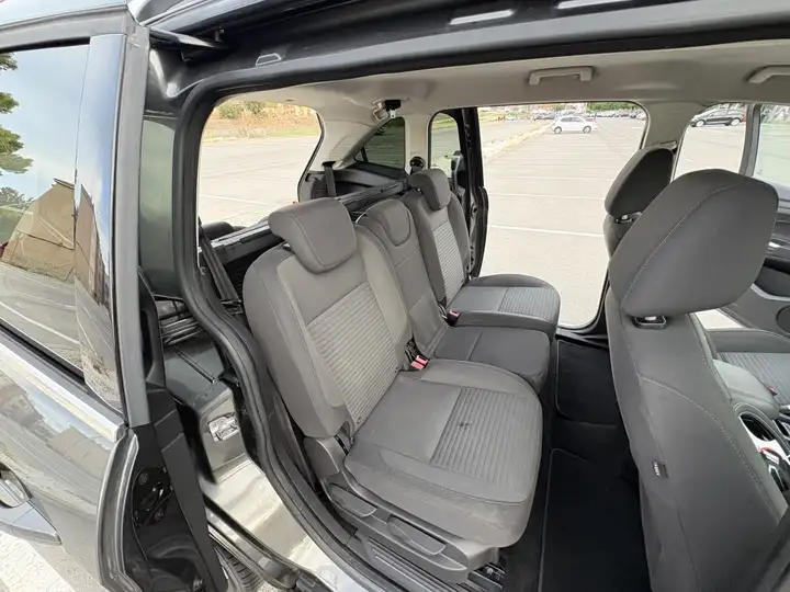 Ford Grand C-Max 2015, foto 19