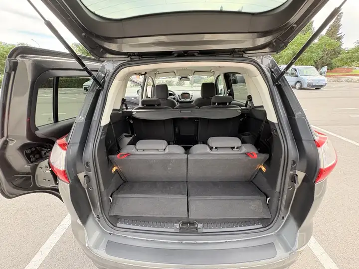 Ford Grand C-Max 2015, foto 15