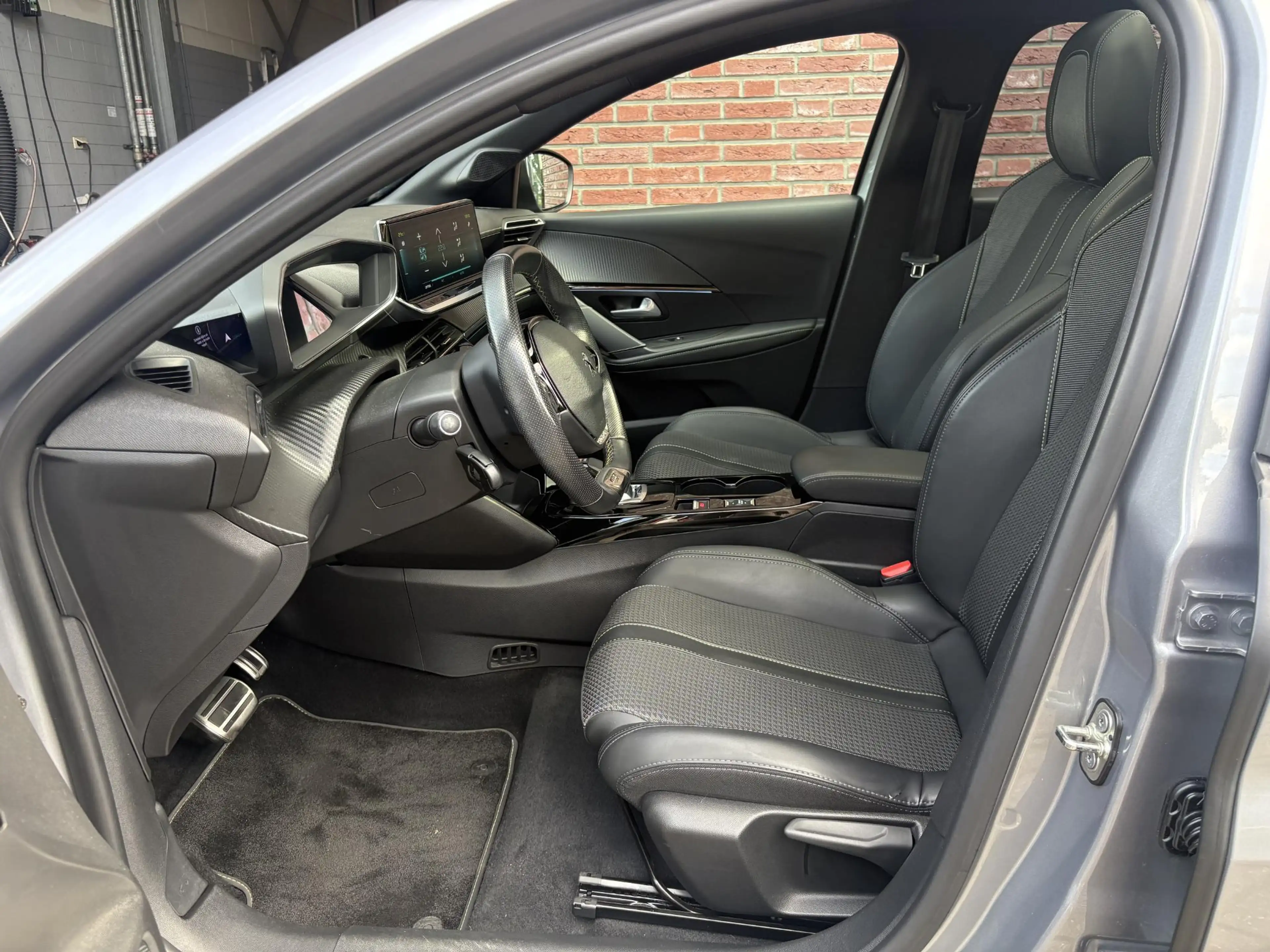 Peugeot e-208 GT EV 3-FASEN 50kWh 136pk | PANODAK | DODEHOEKBEW. — photo 9