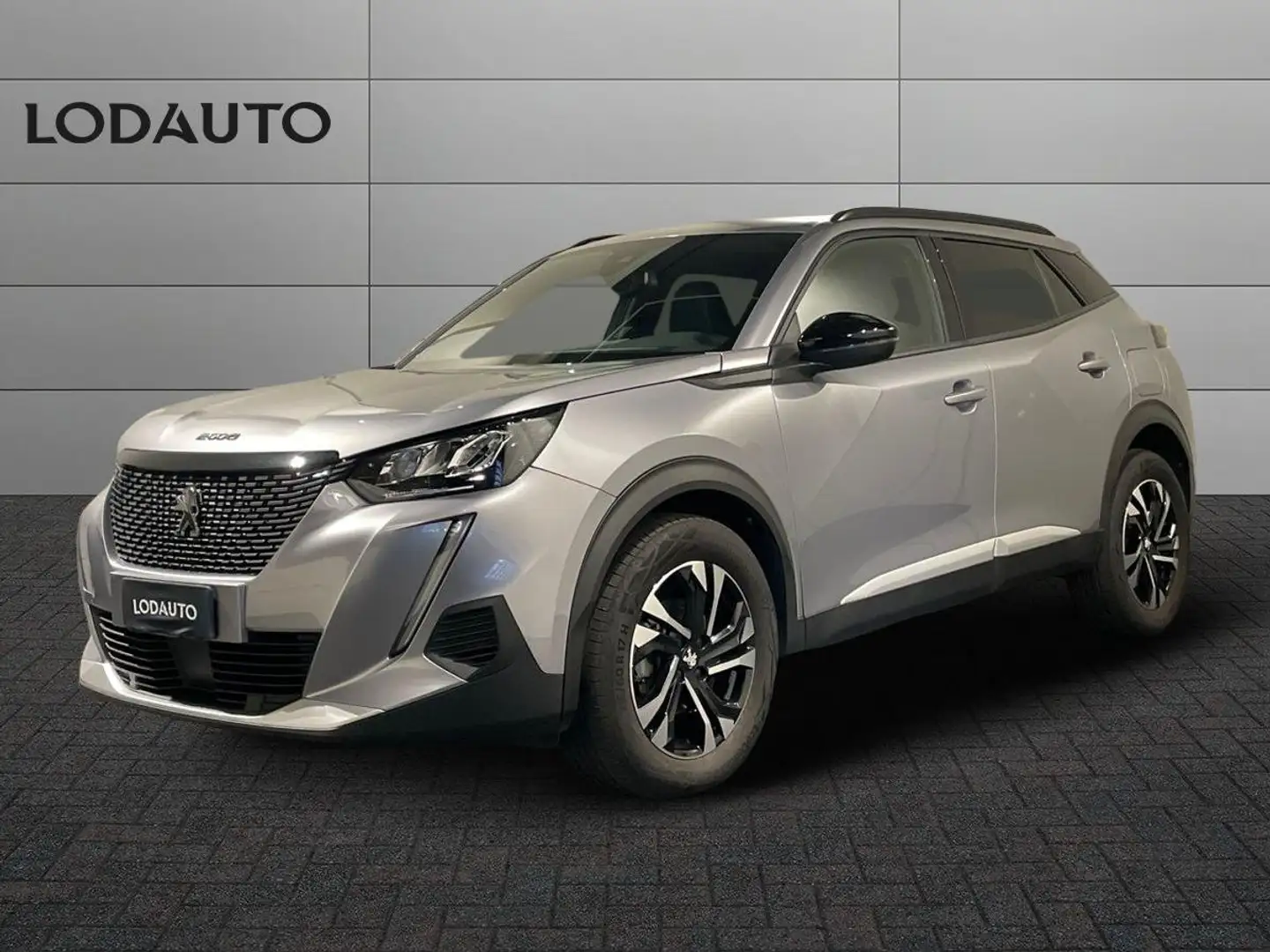 Peugeot 2008 PureTech 130 S&S EAT8 Allure Pack Silber - 1