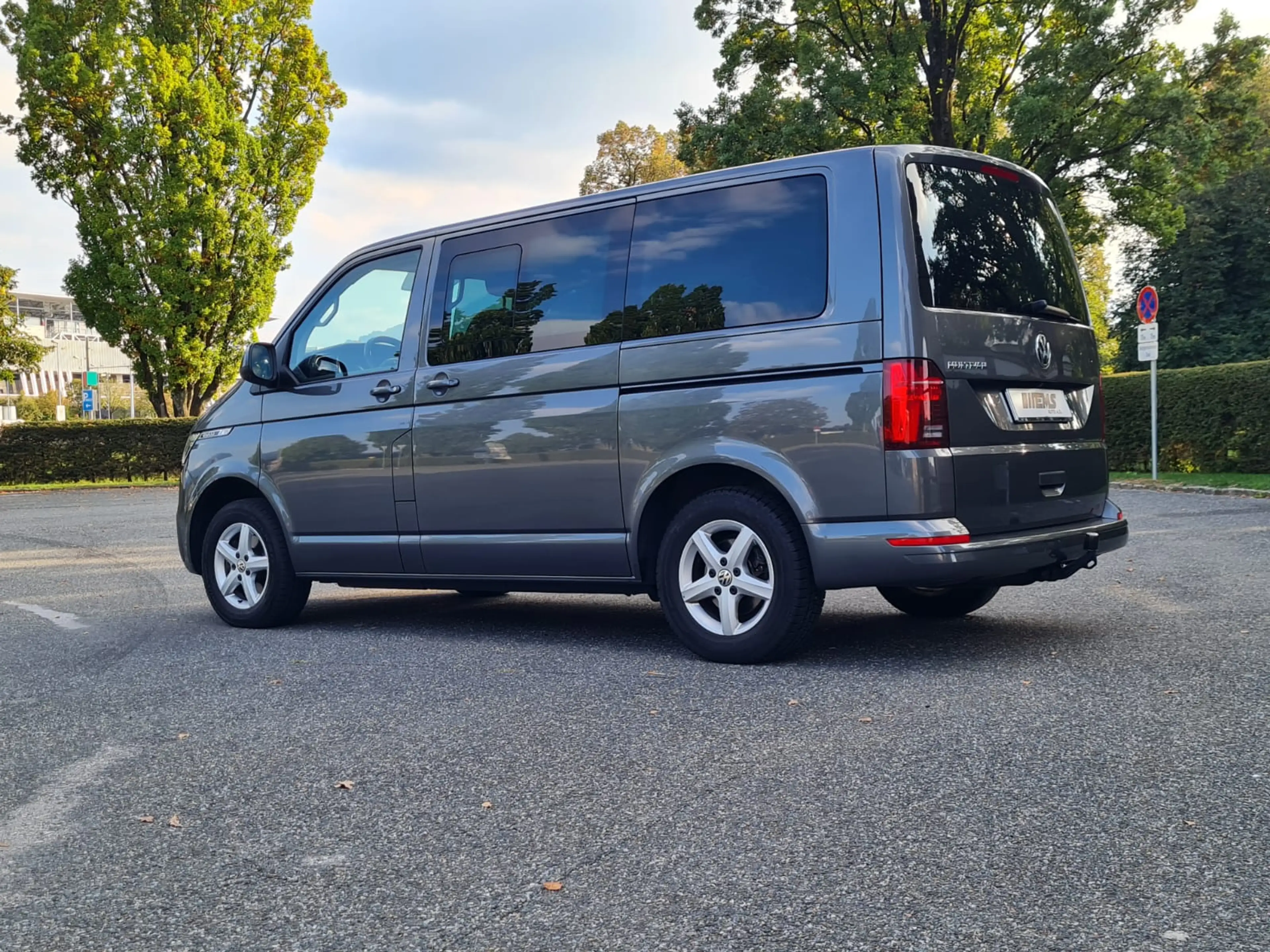 Volkswagen T6.1 Multivan FWD Comfortline *DG7 AUTOMATIK* — photo 7