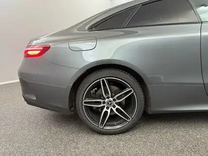 Annonce voiture d'occasion Mercedes-Benz E 400 - CARADIZE