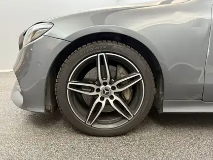 Annonce voiture d'occasion Mercedes-Benz E 400 - CARADIZE