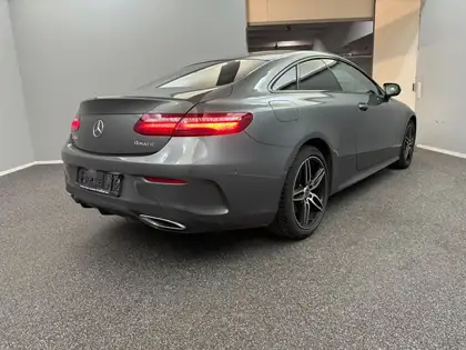 Annonce voiture d'occasion Mercedes-Benz E 400 - CARADIZE