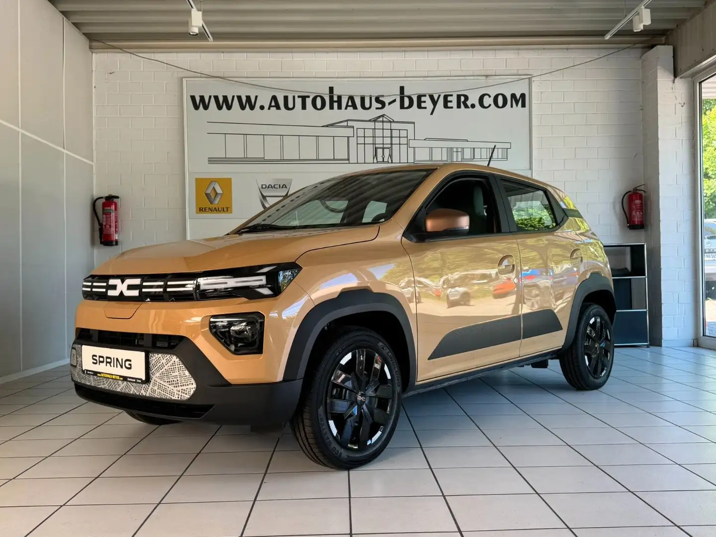 Dacia Spring Electric 65 Extreme Beige - 1