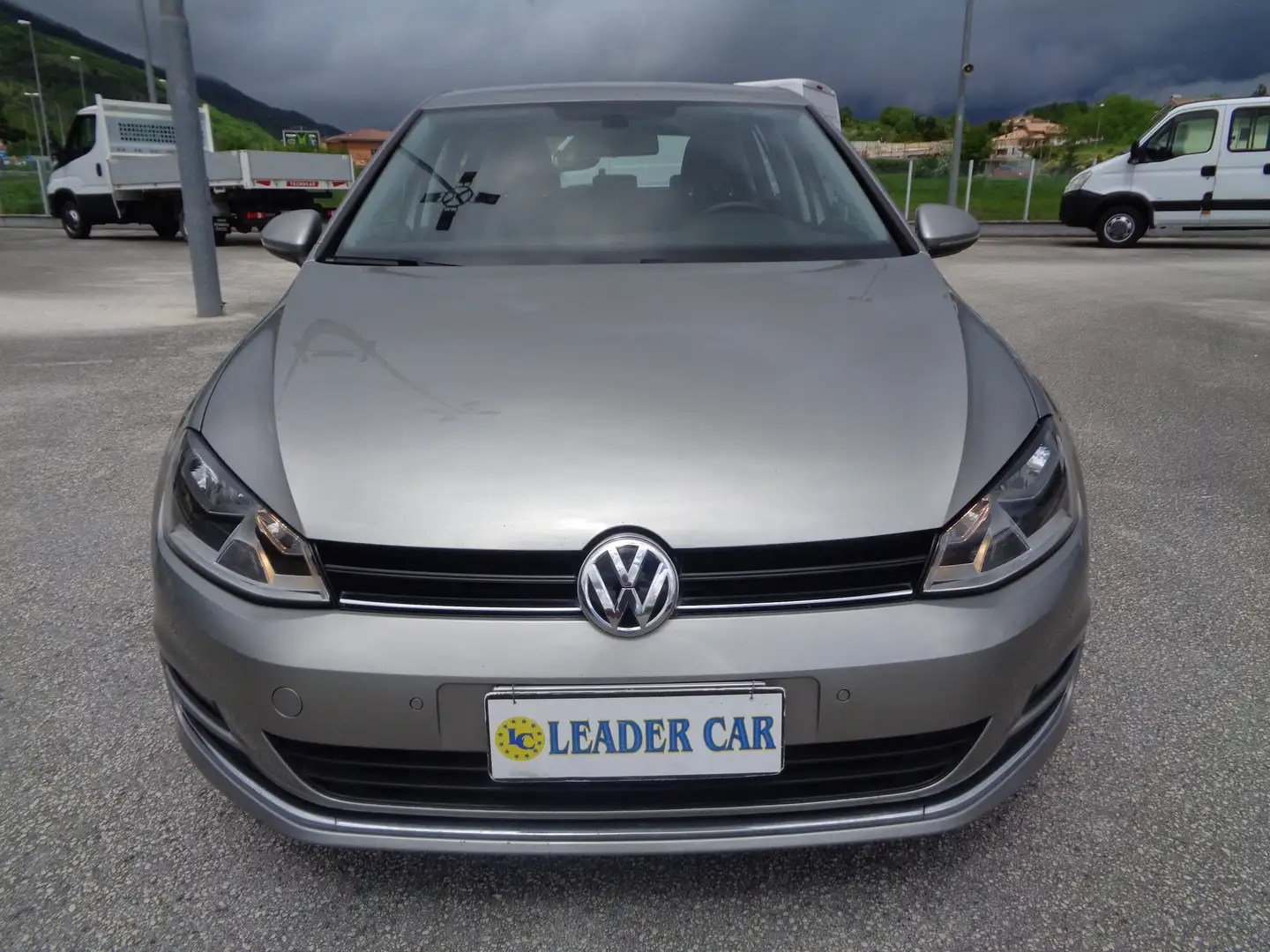 Volkswagen Golf 5p 1.6 tdi Highline 110cv dsg Gris - 2