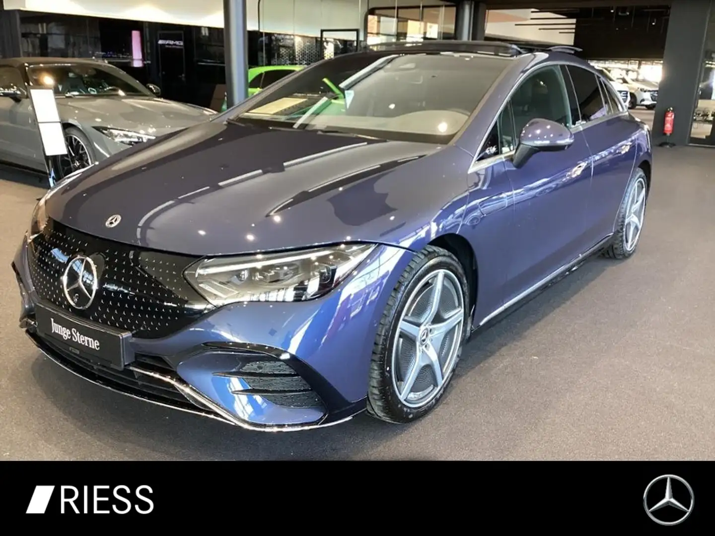 Mercedes-Benz EQE 500 4M AMG PANO HUD GUARD BURM DISTR HYPER Modrá - 1