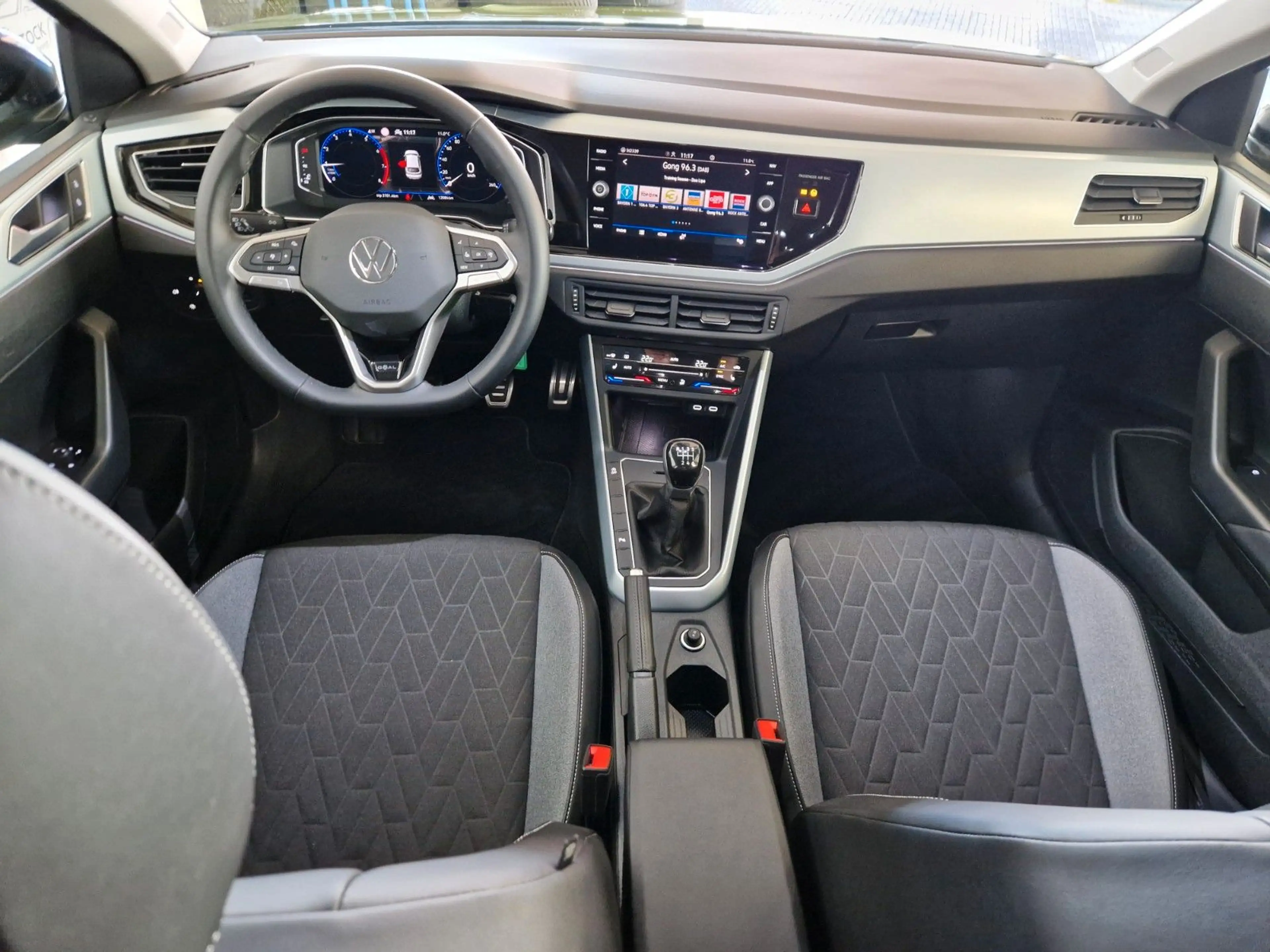 Volkswagen Taigo 1.0 TSI OPF 85 kW GOAL Navi LED PDC SH AHK — photo 12