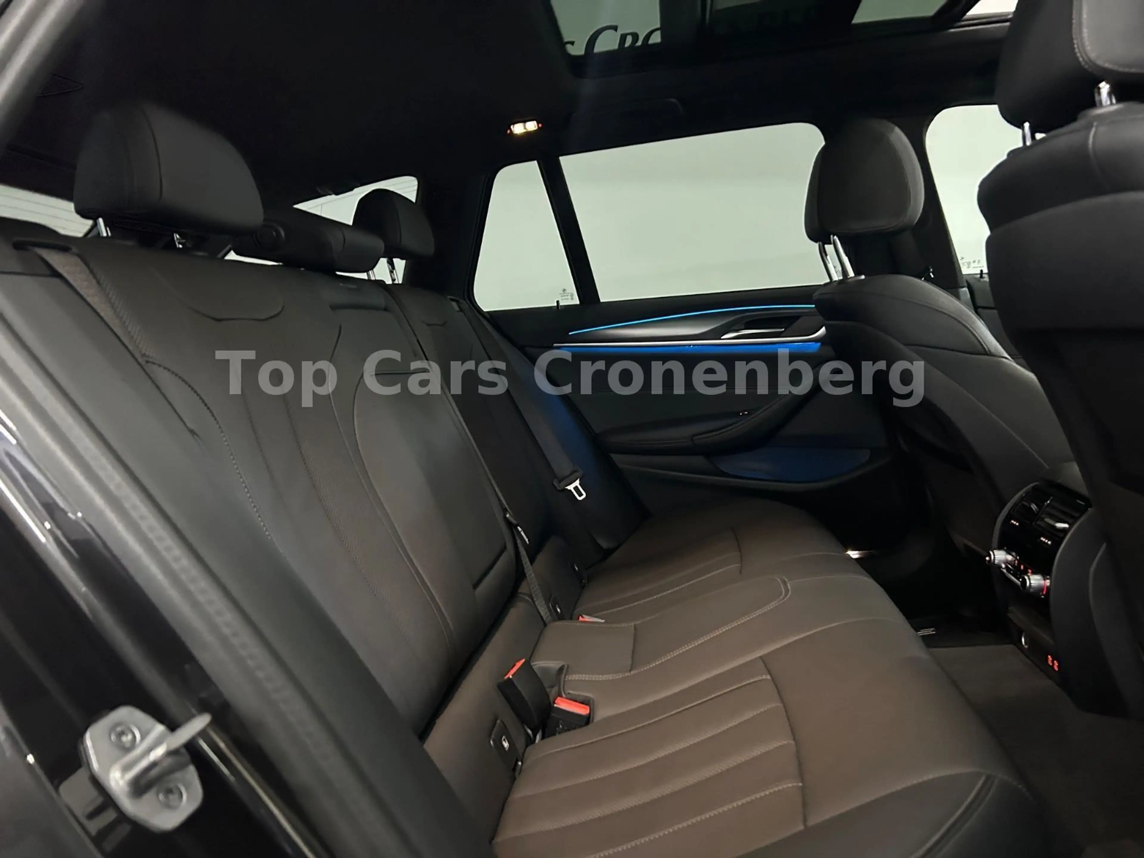 BMW 530 e xDrive M Sport*Panorama*LED*HeadUp*AHK*Kam — photo 8