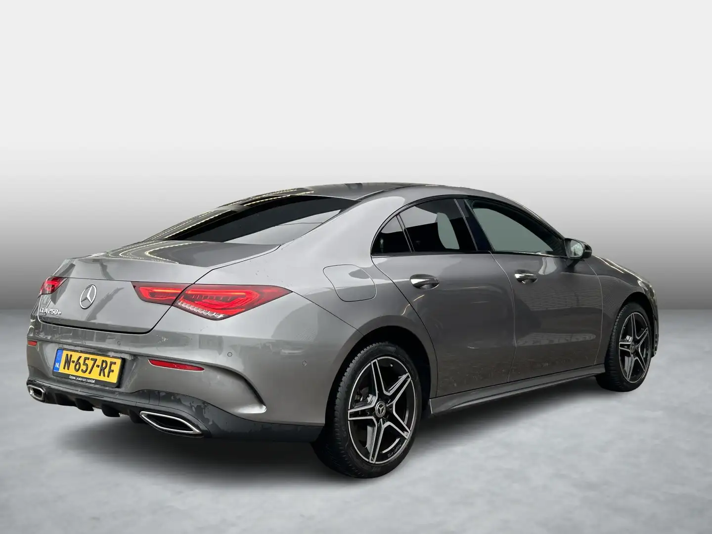Mercedes-Benz CLA 250 e AMG | Panoramadak | Memorypakket | Sfeerverlicht Grau - 2