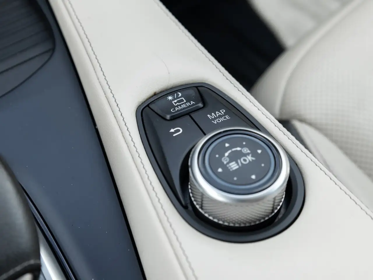 Infiniti QX50 fotografie Infiniti QX50