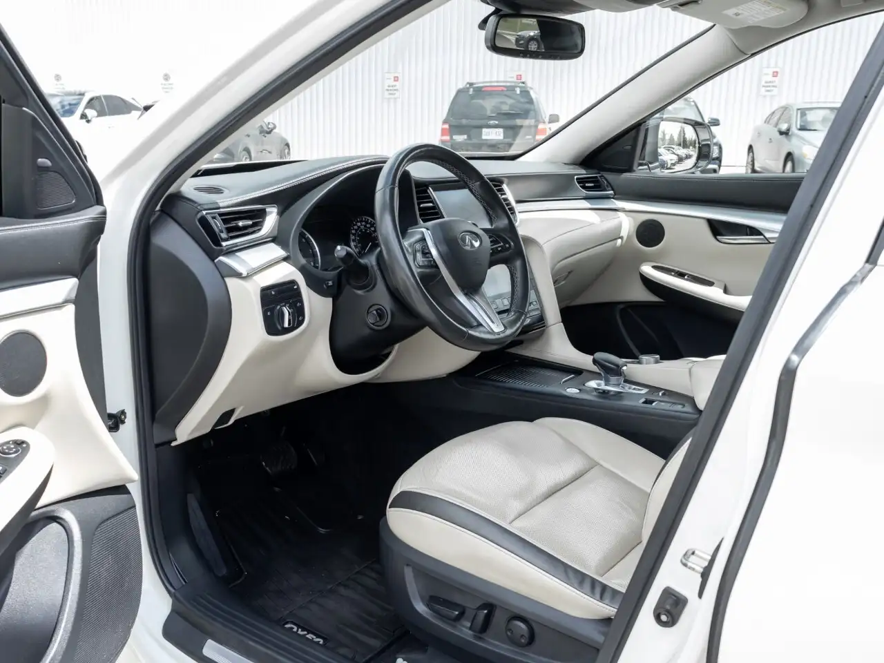 Infiniti QX50 fotografie Infiniti QX50