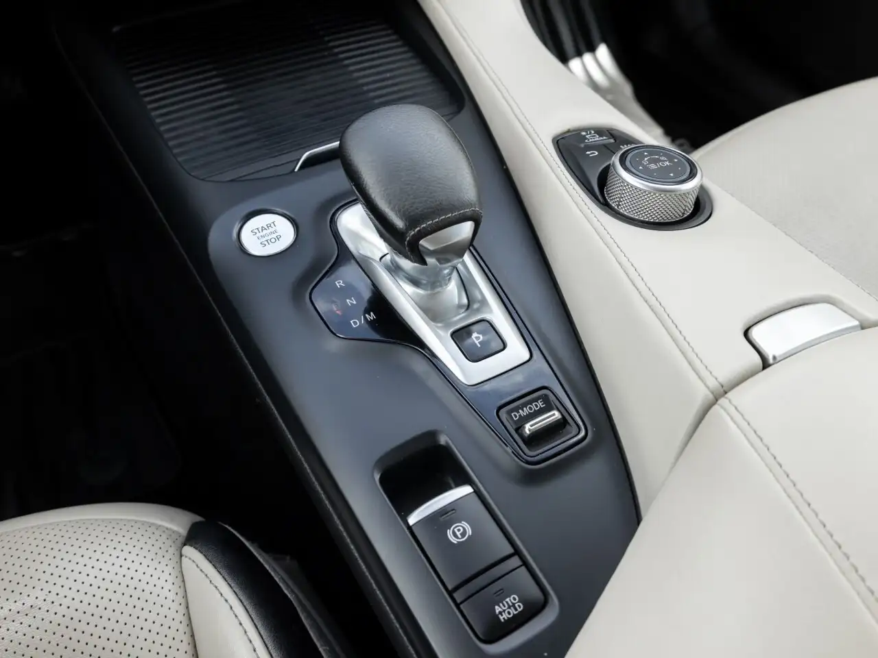 Infiniti QX50 fotografie Infiniti QX50