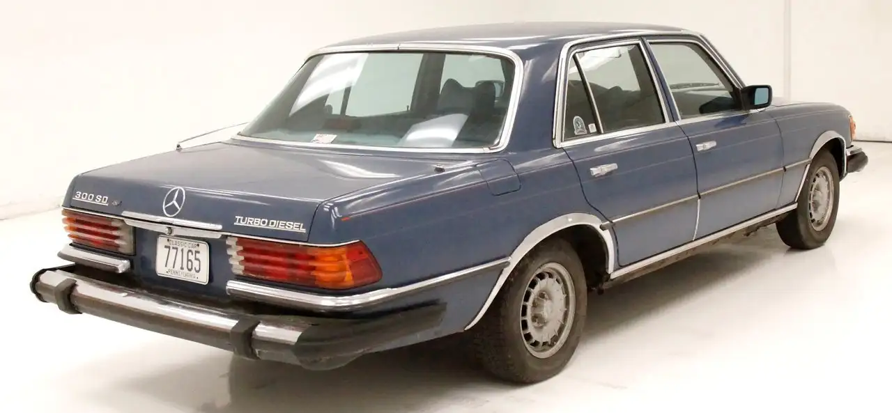 Mercedes-Benz 300SD Sedan, foto 5