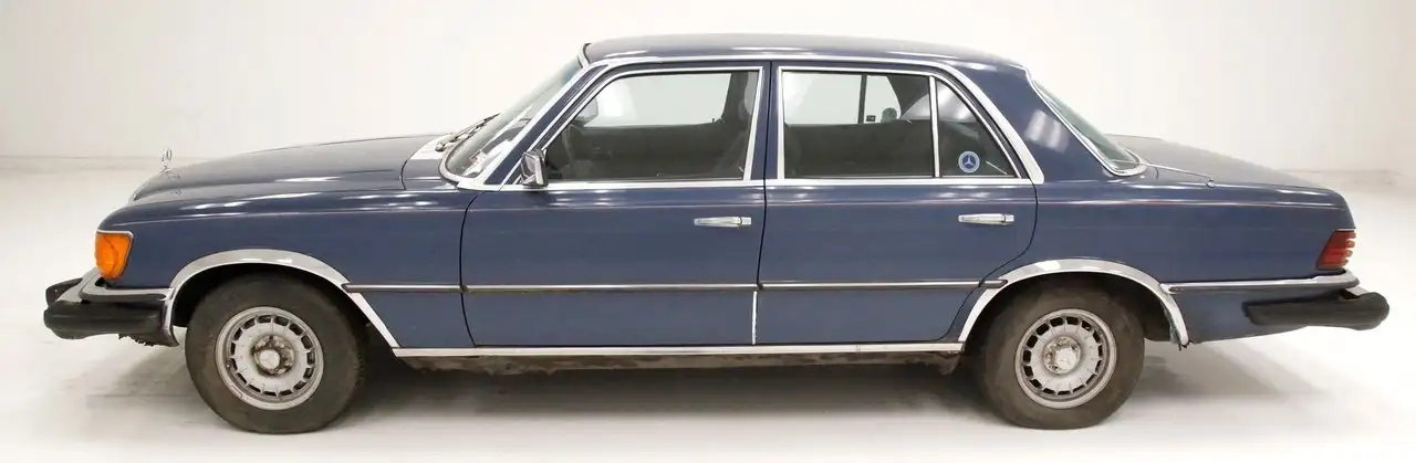 Mercedes-Benz 300SD Sedan, foto 2