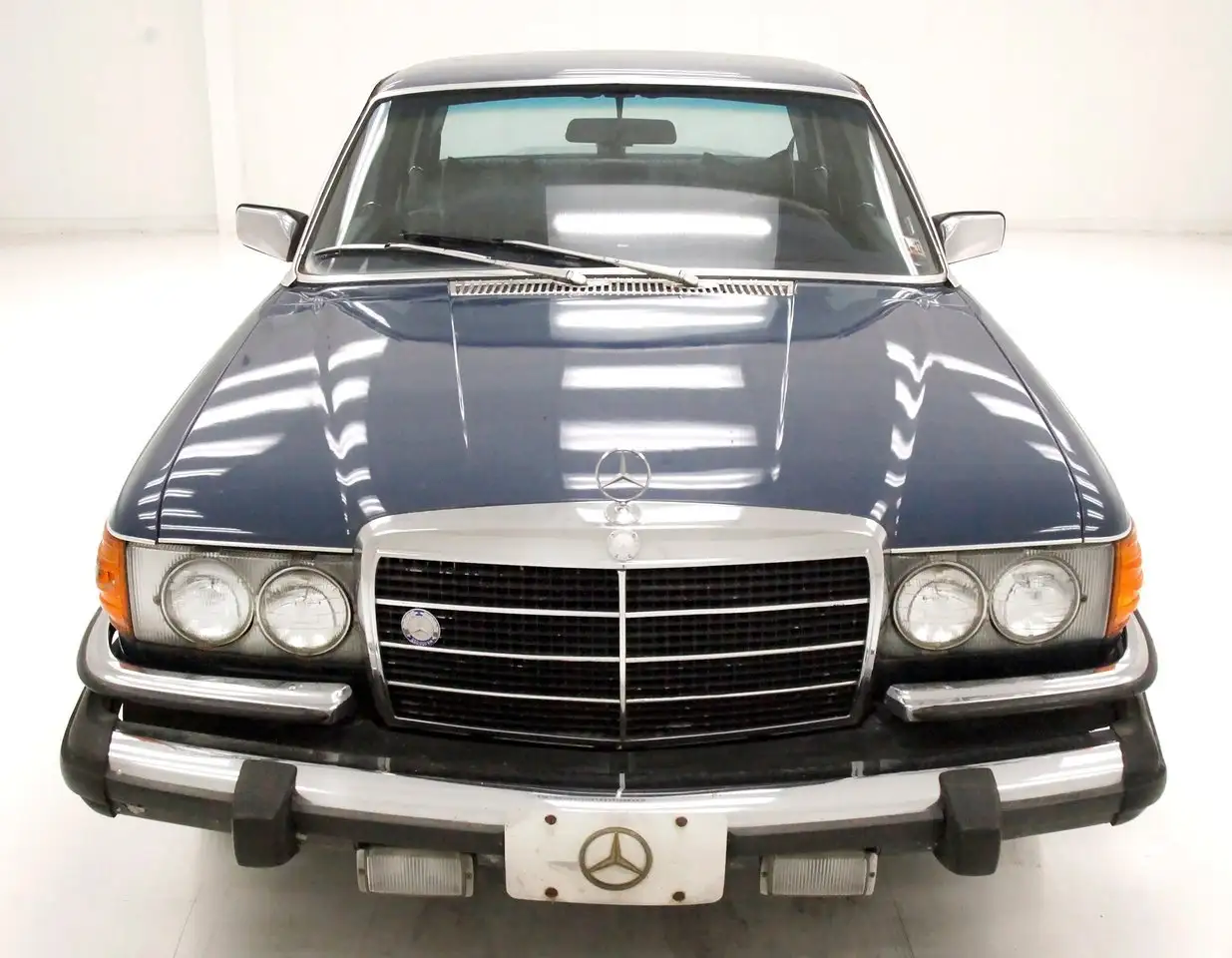 Mercedes-Benz 300SD Sedan, foto 7