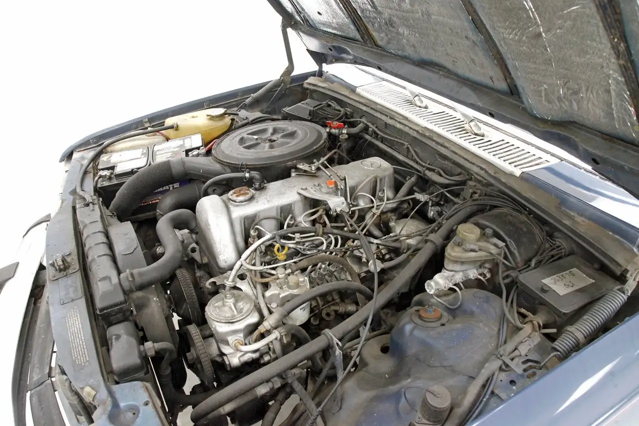 Mercedes-Benz 300SD Sedan, foto 10