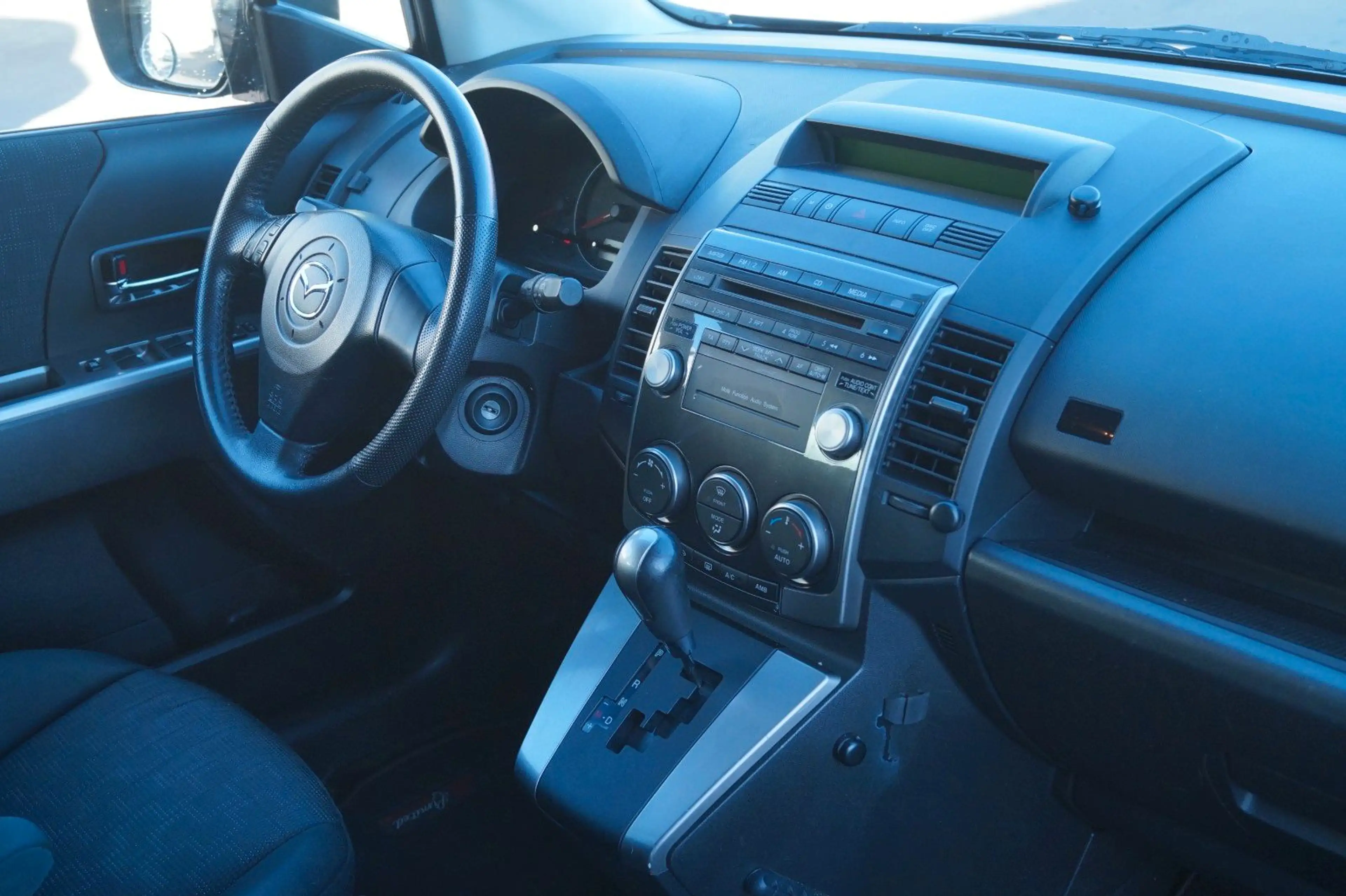 Mazda 5 Lim. 2.0 Exclusive *Automatik, 7-Sitzer — photo 11