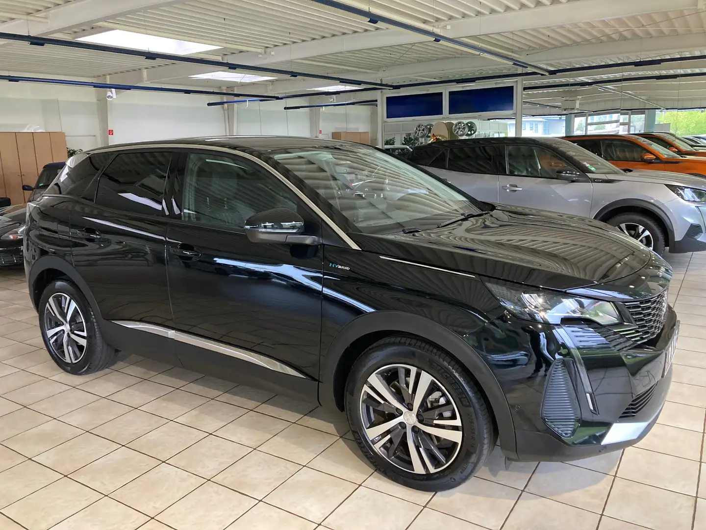 Peugeot 3008 Hybrid 225 Allure Ledersitze Noir - 2