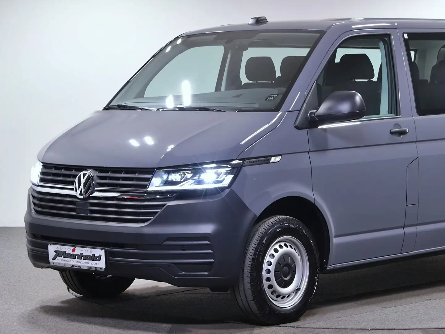 Volkswagen T6.1 Kombi LR 2.0 TDI,LED, AHK, Kamera, EPH, GRA Grau - 2