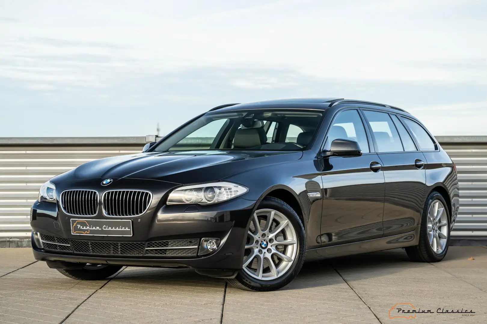 BMW 535 5-serie Touring 535xi | 57.000KM | 1st Owner | Pan Grau - 1