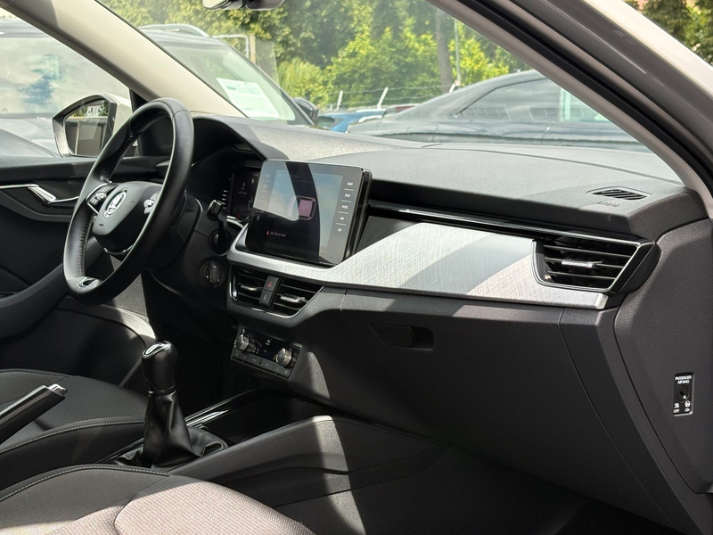 Skoda Scala 1.5 TSI Tour STAHLGRAU VIRTUAL NAVI SHZ — photo 11
