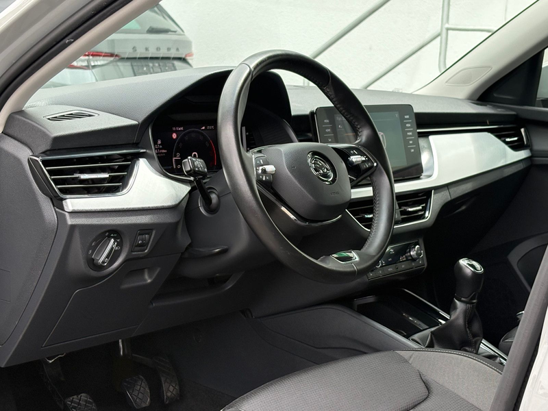Skoda Scala 1.5 TSI Tour STAHLGRAU VIRTUAL NAVI SHZ — photo 12