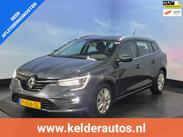 Renault Megane E-Tech Estate 1.6 Plug-In Hybrid 160 Business Camera, tre