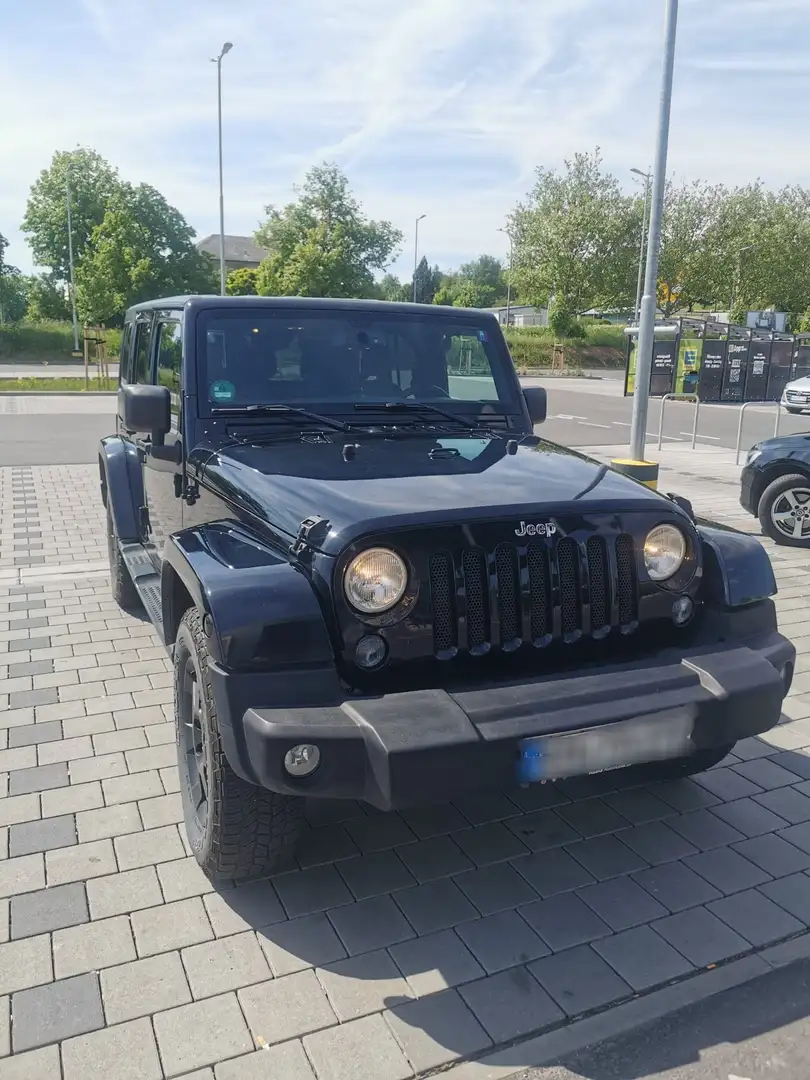 Jeep Wrangler Unlimited 2.8 CRD Automatik Sahara Schwarz - 1