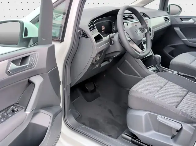 Volkswagen Touran view 14