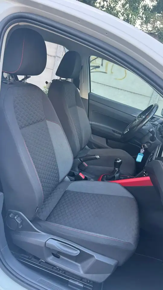 Volkswagen Polo Citadine 5 portes — photo 8