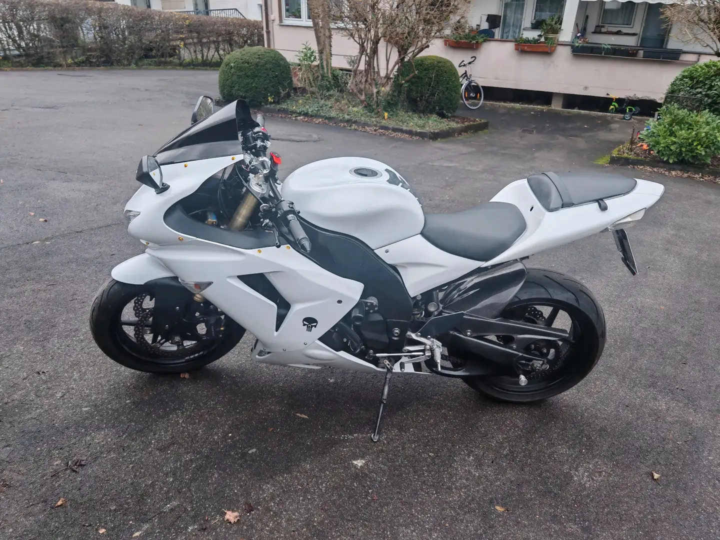 Kawasaki Ninja ZX-10R Biały - 2