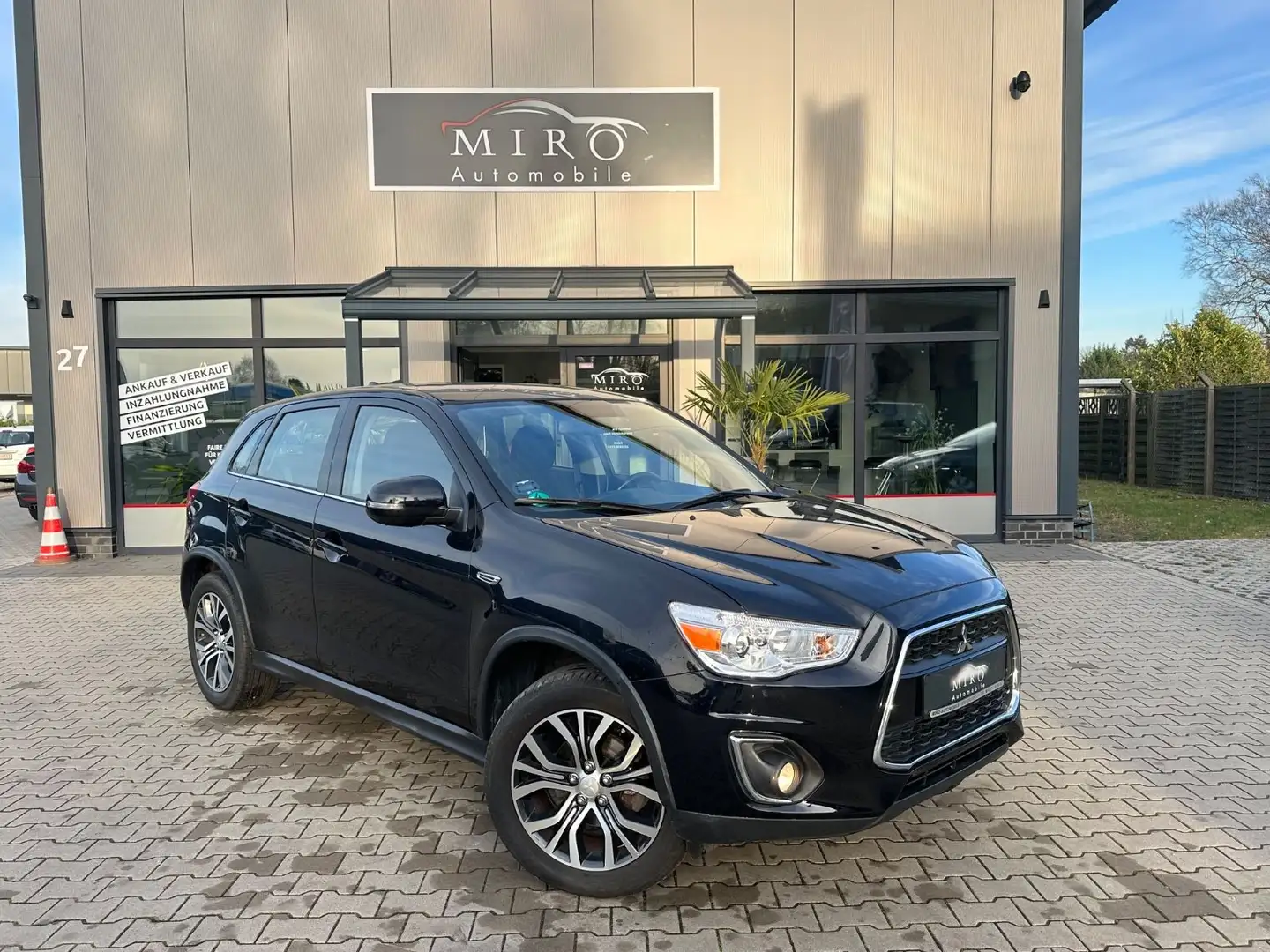 Mitsubishi ASX 1.6 MIVEC 2WD ClearTec Edition 1.HAND Schwarz - 1