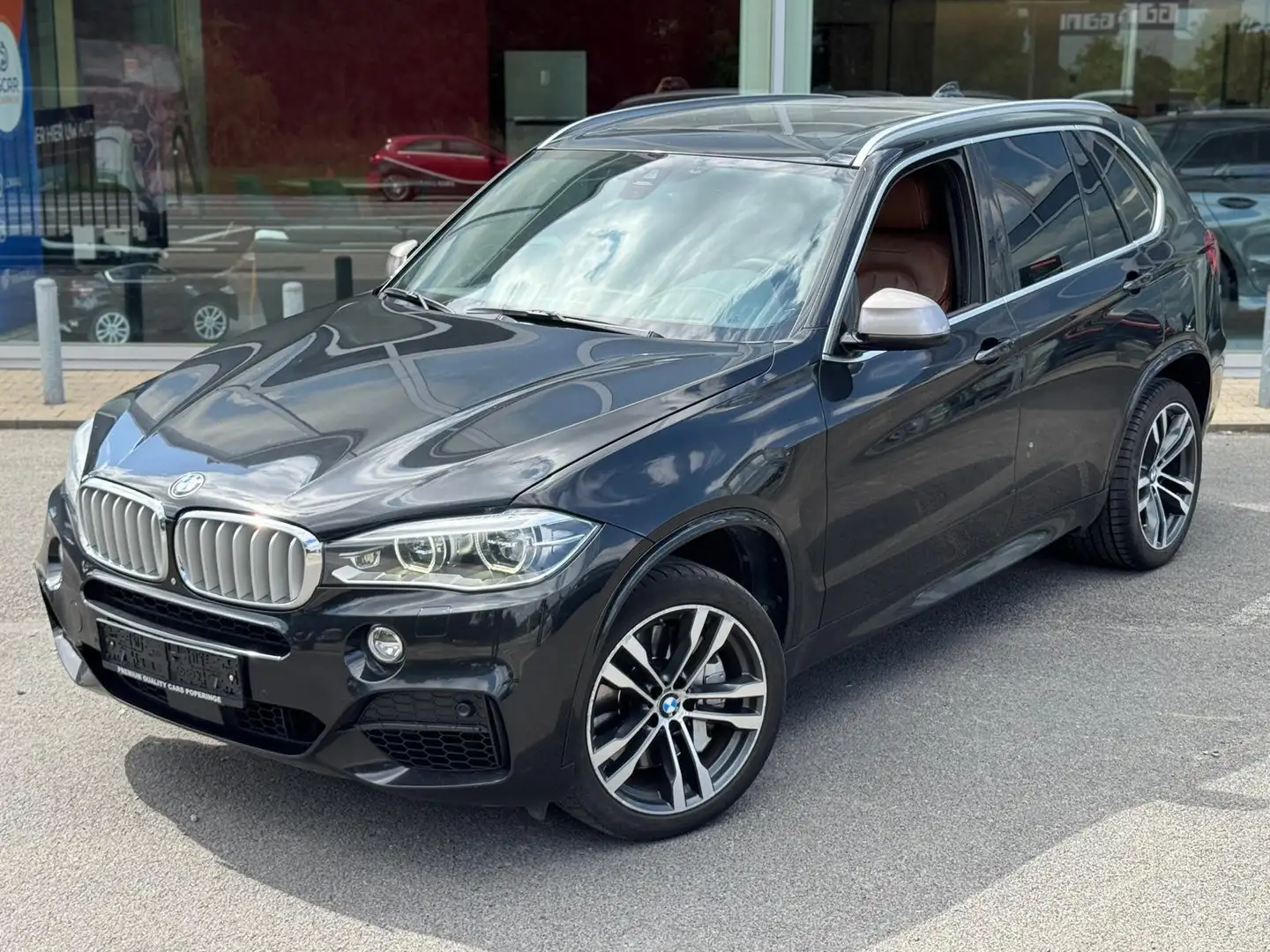 BMW X5 M M50D/ 27232+BTW /PANO / MEMORY SEAT / KEYLESS / Noir - 2